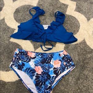 Beachsissi bathing suit.